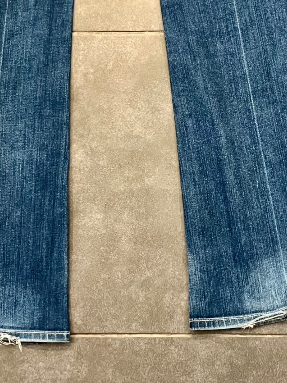 Citizens of Humanity Ingrid #002 Stretch Low Waist Flare Jeans Size 26 - Picture 7 of 8